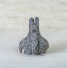 Load image into Gallery viewer, Grey Squirrel Felti