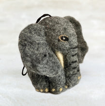Load image into Gallery viewer, Elephant Felti
