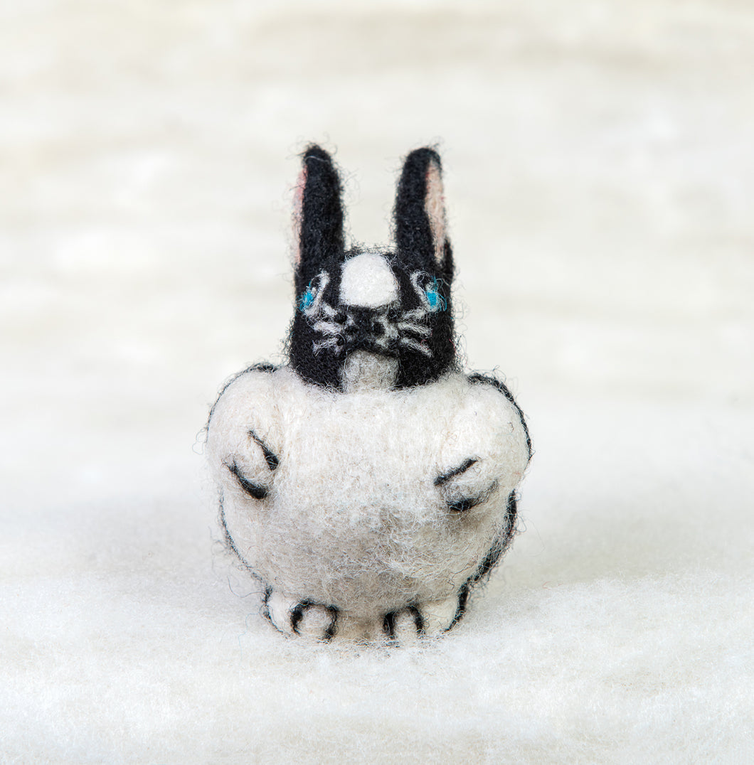 Black Rabbit Felti