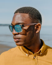 Load image into Gallery viewer, Wildwood: Laguna Sunglasses
